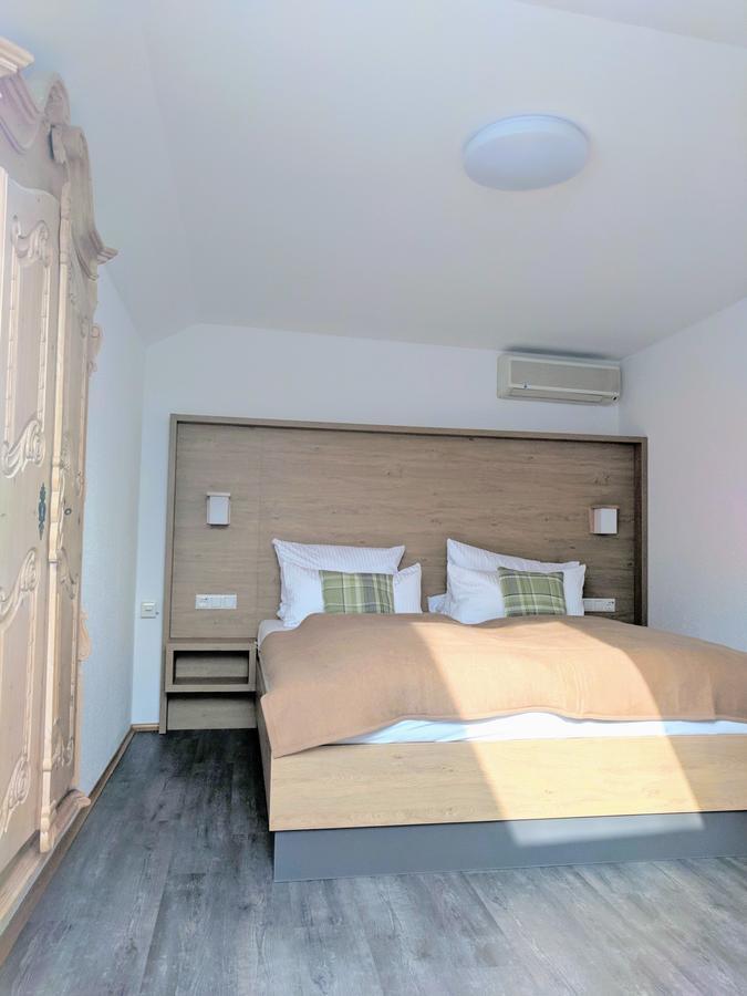 Hotel Peter Schaefer غينشيم غوستافبرغ المظهر الخارجي الصورة